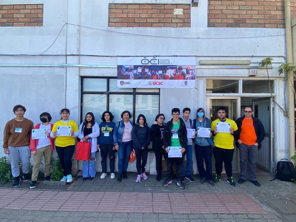 Estudiantes fueron preparados por académicas/os UBB para participar en Olimpia Chilena de Informática