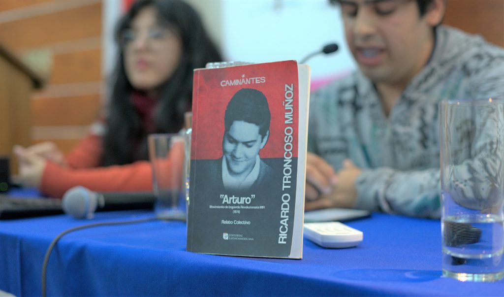 Conversatorio reflexionó sobre la Memoria y la Educación en Dictadura