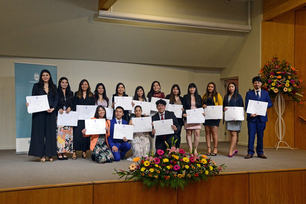 Escuela de Diseño Industrial entregó diplomas de título a nueva generación de profesionales
