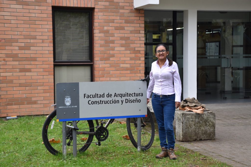 Trabajadora social de la U. del Valle de Colombia realizó exitosa pasantía en UBB