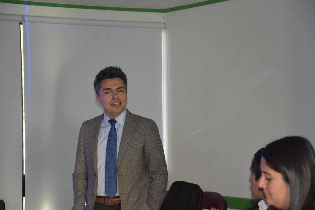 Gestión Empresarial invitó a experto para potenciar artículos científicos