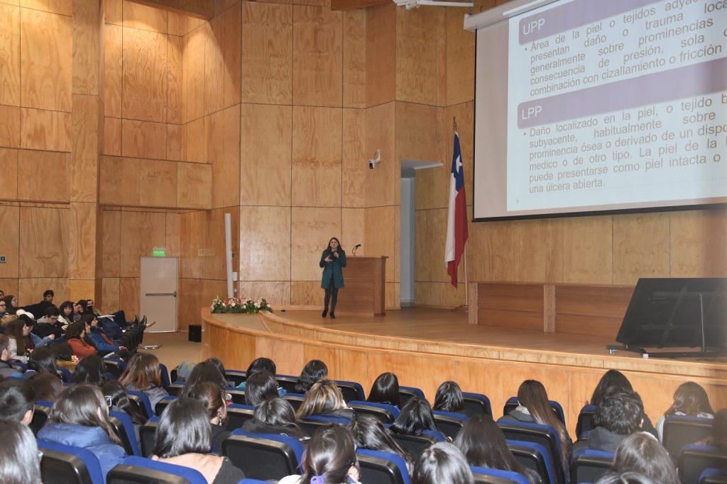 Estudiantes de Enfermería fueron capacitados sobre instrumento de valoración de riesgo