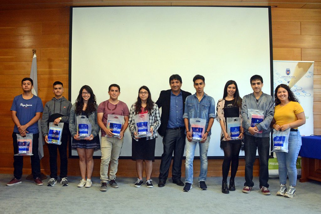 Preuniversitario de la UBB finalizó sus actividades con reconocimiento a sus estudiantes