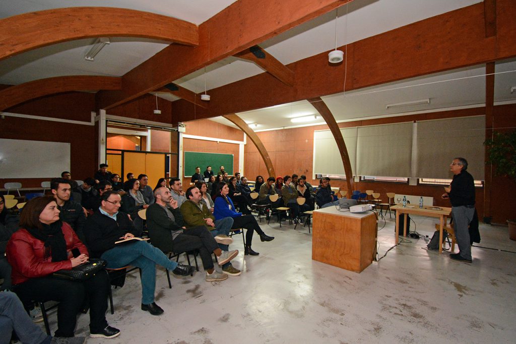 Escuela de Diseño Industrial realizó encuentro con sus egresados