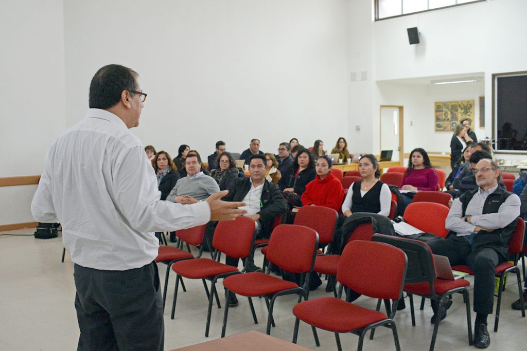 Académicos participaron en curso de investigación sobre innovación docente