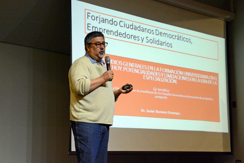 UBB fue sede del XIV Simposio Internacional de Estudios Generales