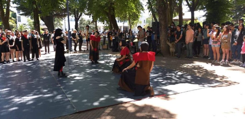 Con artes integradas, Extensión UBB realizó llamado a la unidad a través del fortalecimiento de la justicia social