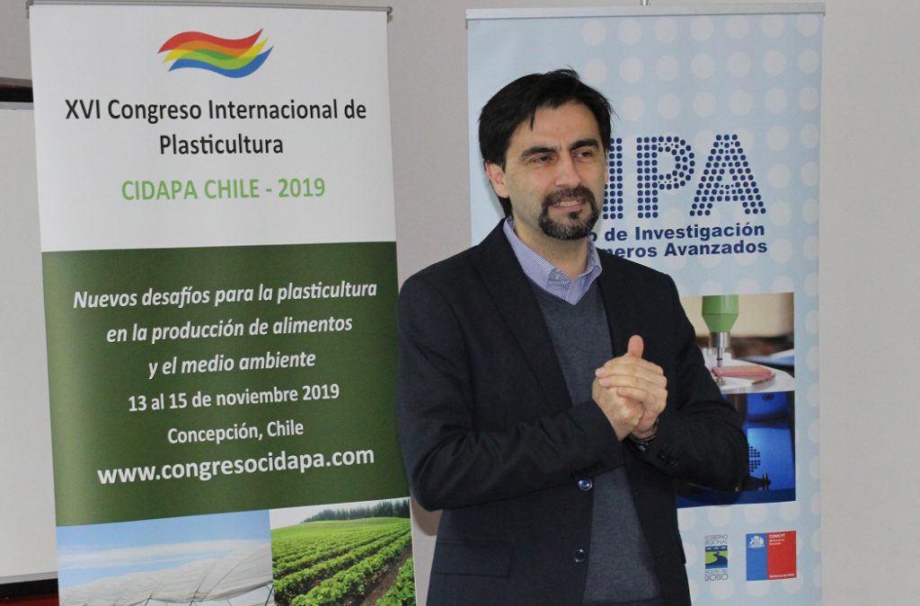 En la UBB se lanzó próximo congreso internacional sobre plasticultura