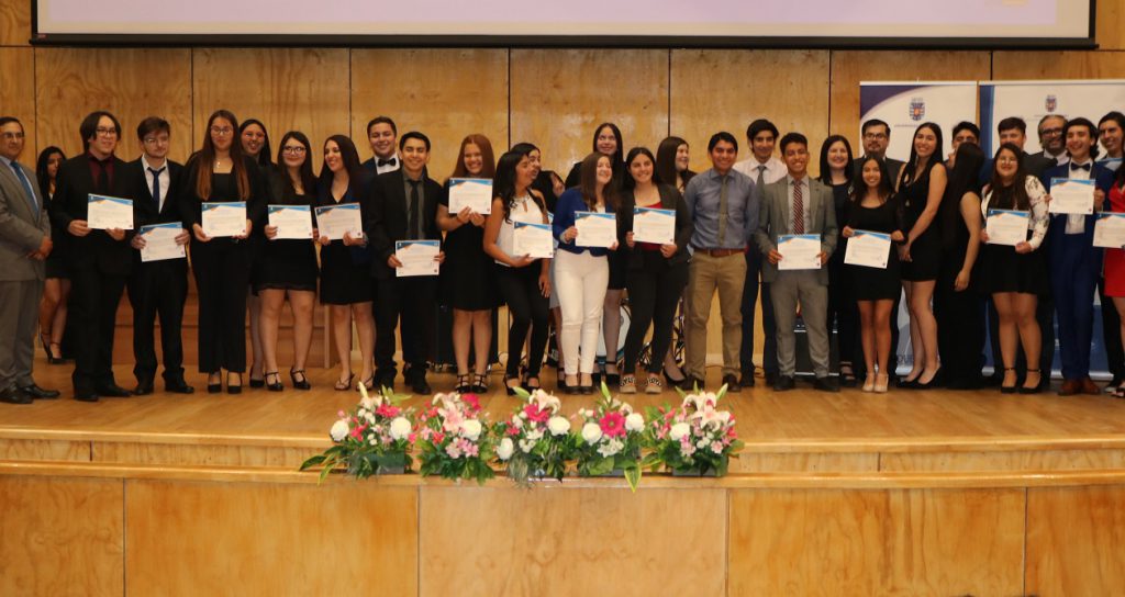 Programa Futuro Profesor UBB entregó certificados a 35 estudiantes de Ñuble