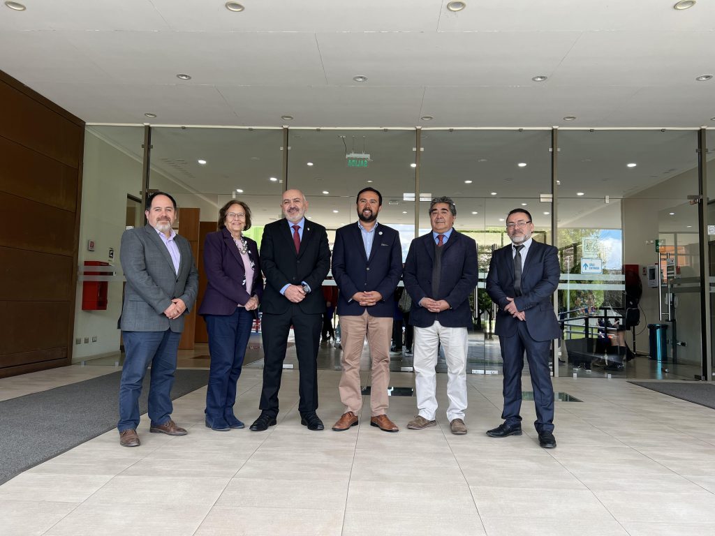 Nueva carrera de Química y Farmacia UBB suma alternativa para jóvenes de Ñuble