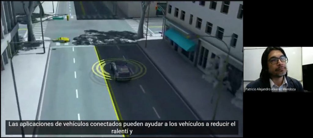 Académico UBB expuso sobre vehículos conectados como una próxima oportunidad