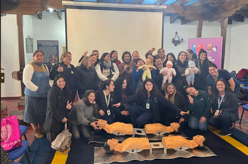 Estudiantes UBB potenciaron la participación social y desarrollo comunitario con mujeres de Ñuble