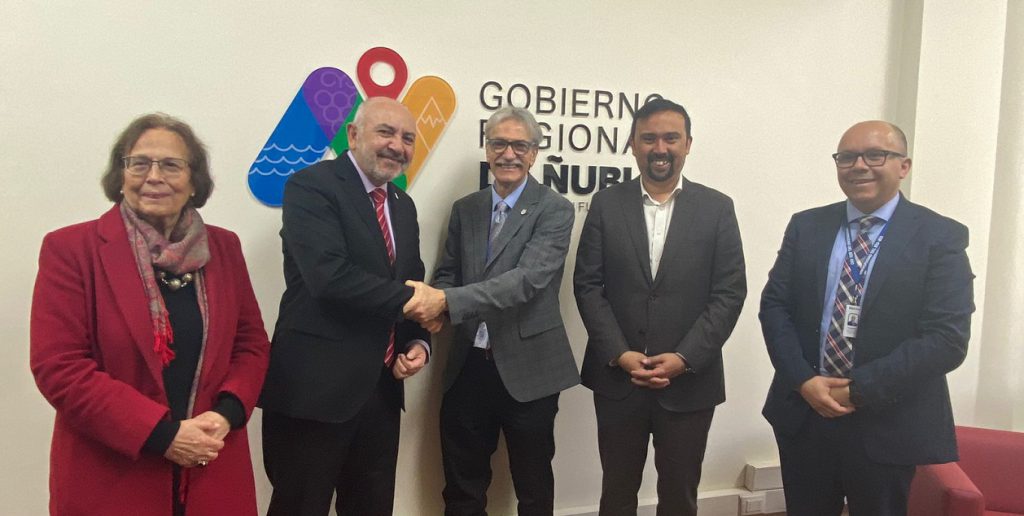 UBB presentó al nuevo Director de Escuela de Medicina al Gobernador Regional y a la comunidad de Ñuble
