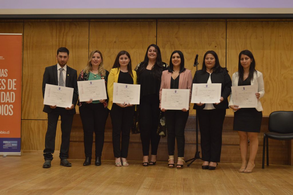 PECE UBB contribuye con nuevos profesionales de las ciencias empresariales
