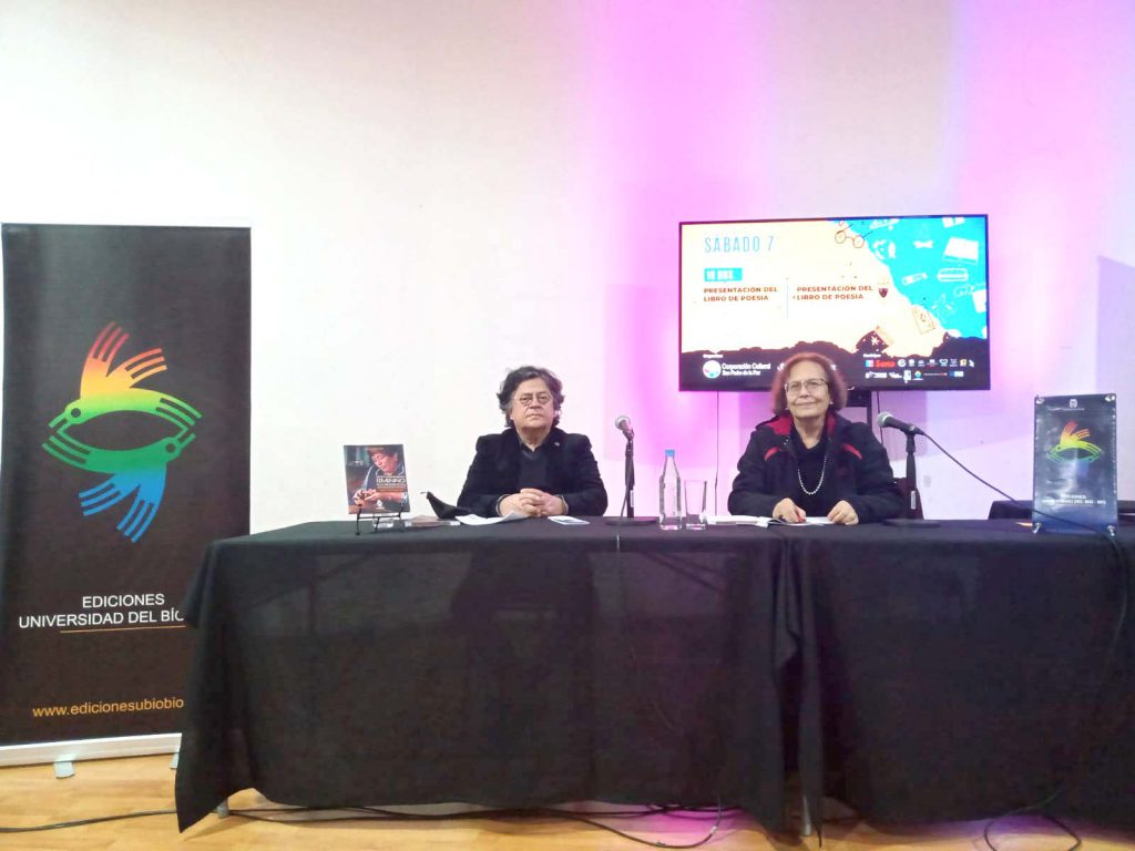 Académica Julia Fawaz presentó su libro de Ediciones UBB