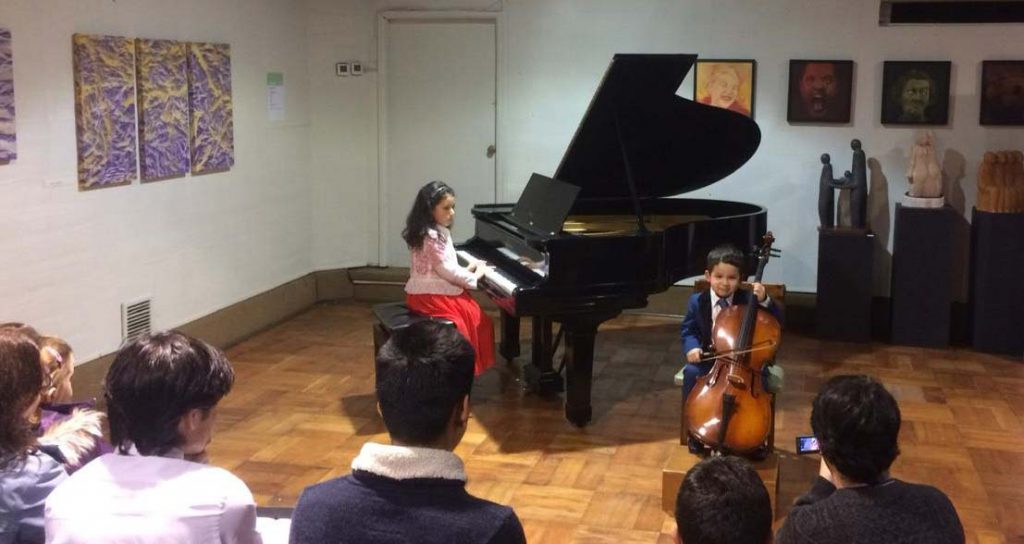 Alumnos del Conservatorio de Música deleitaron al público penquista con recital infantil
