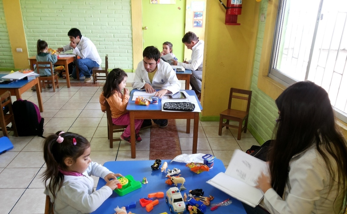 Escuela de Fonoaudiología UBB implementa estrategia de prevención y