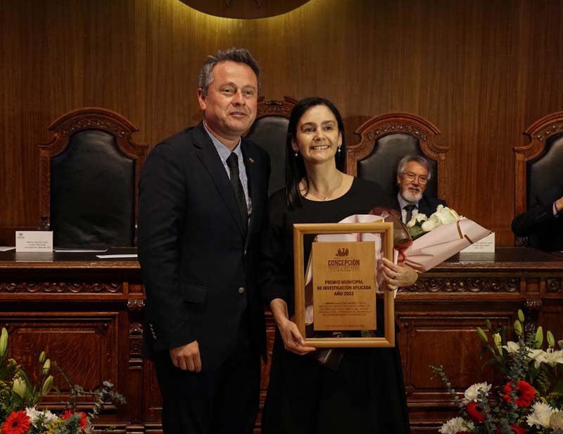 Académica Jimena Alarcón Premio Municipal 2022 Agradezco a la UBB