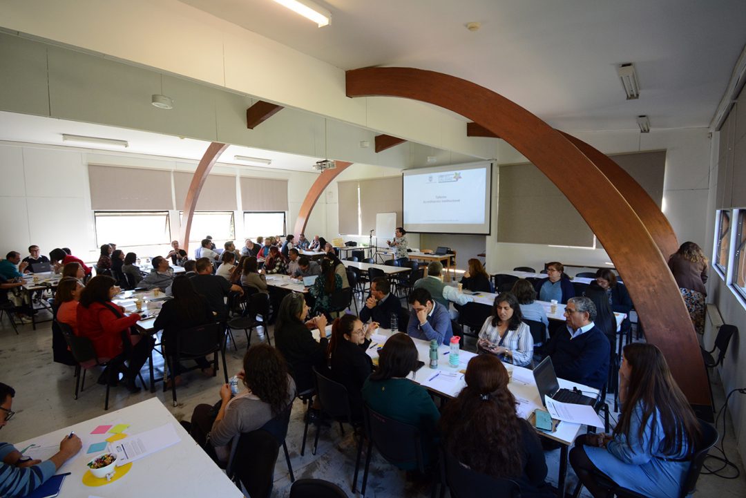 Acreditación institucional 2024: Talleres de autoevaluación muestran alto compromiso y participación de personal administrativo