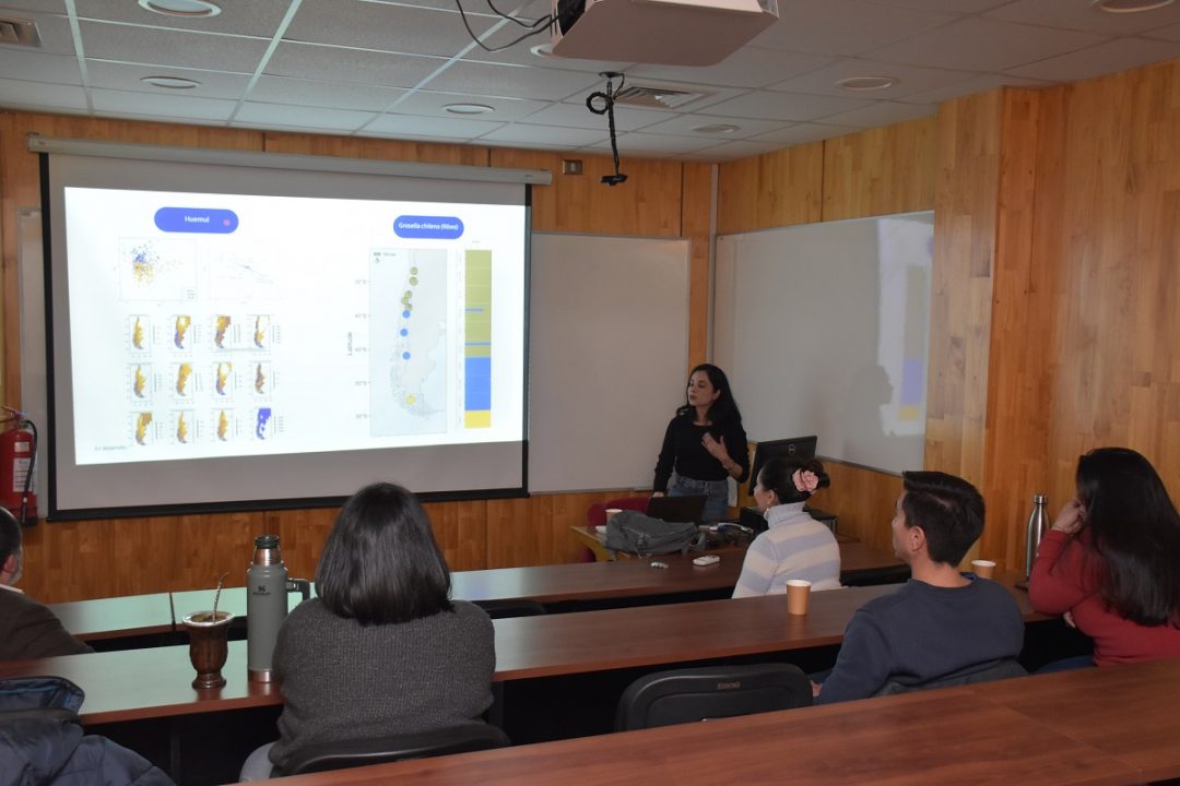 Investigadora presentó charla sobre especies de roedores colilargos y reservorios de hantavirus