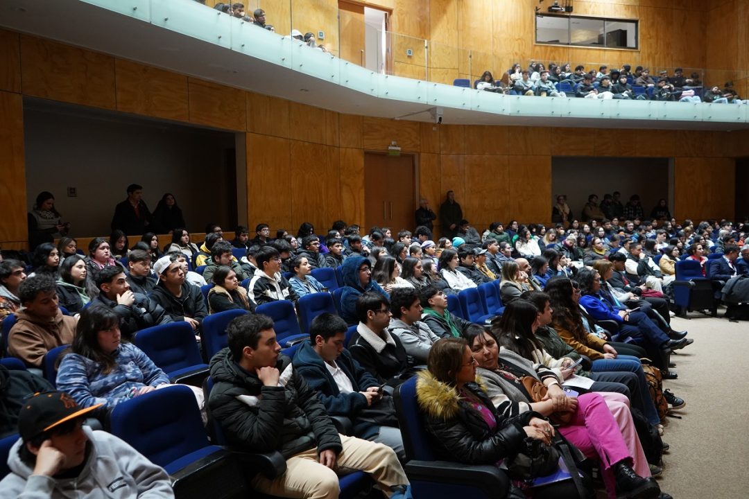 Acreditación institucional 2024: En claustros estamentales avanza socialización del informe de Autoevaluación en la sede Chillán