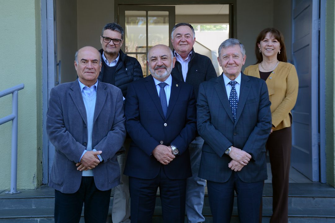 Rector se reunió con directivos de Corbiobío