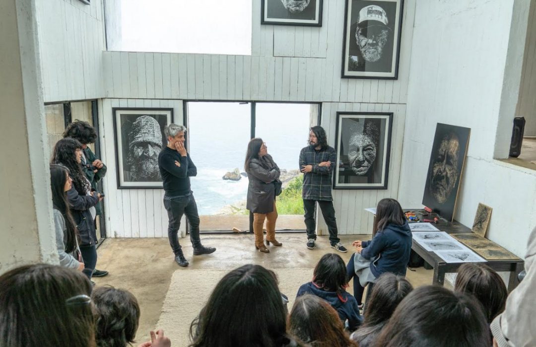 Artista visual Cristóbal Aguayo exhibe colección de xilografías en Casa Poli junto a Extensión UBB