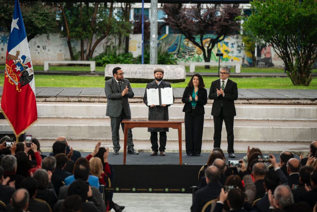 Rector se refirió al proyecto para eliminar el CAE y reemplazarlo por nuevo FES