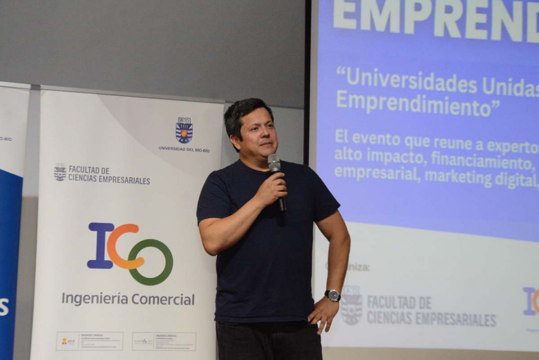 Estudiantes de Ingeniería Comercial de la UBB y USS intercambian experiencias en Seminario de Emprendimiento e Innovación