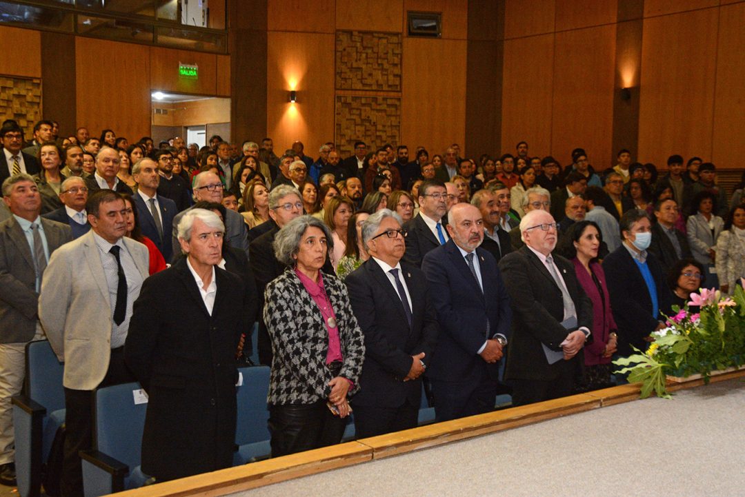 Funcionarios y funcionarias de Concepción recibieron reconocimiento a su aporte al desarrollo institucional