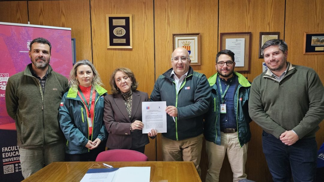 Escuela de Psicología UBB y SAG Ñuble formalizan alianza con sello académico, psicosocial y territorial