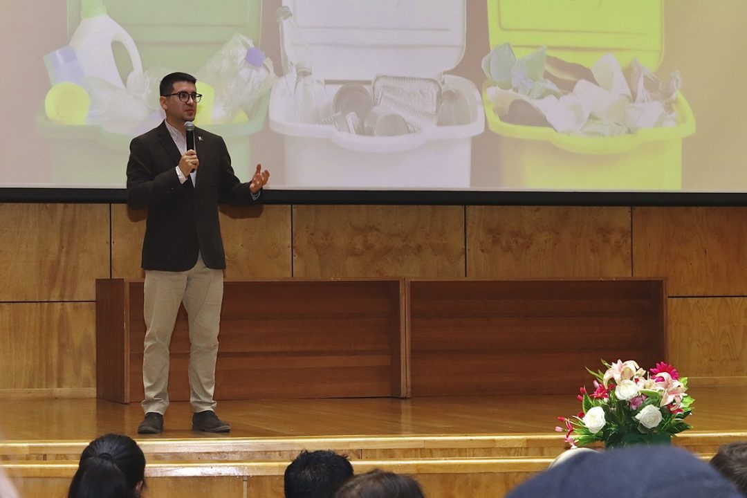 Ingeniería en Recursos Naturales y Booster UBB organizaron nueva versión de seminario sobre innovación y economía circular