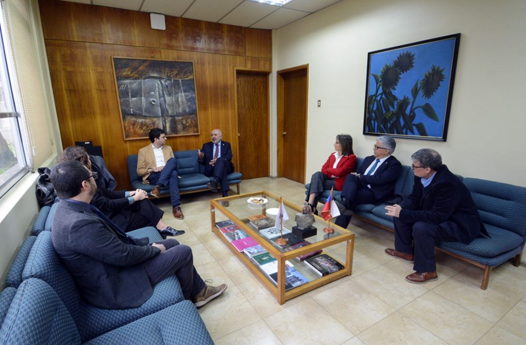 Economista del Banco Mundial presentó informe sobre desarrollo productivo de regiones y herramienta de análisis comparativo