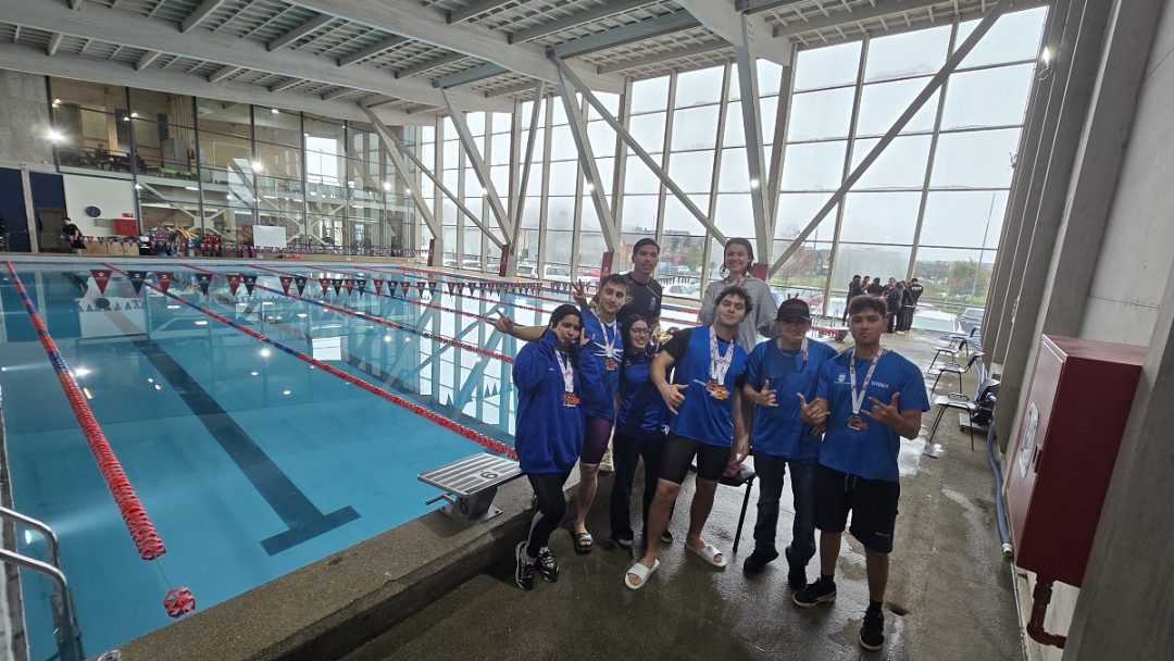 Rama de Natación UBB logró tercer lugar por equipos en la primera Jornada de Natación 2025 Ldes-Adesup