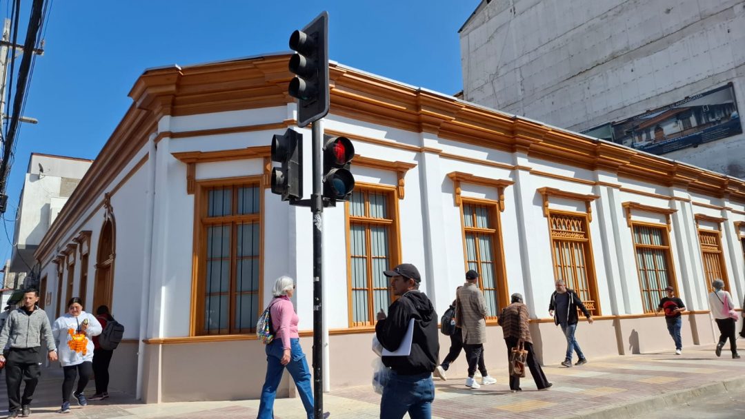 Proyecto desarrollado por la UBB: Concluyen obras de rehabilitación de teatro de la U. de Antofagasta