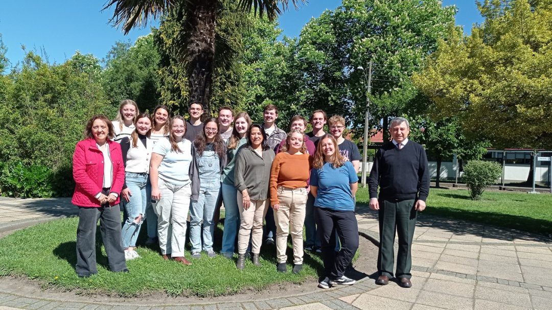 Estudiantes de Brigham Young University realizan estadía en la UBB a través del Programa de Español para Extranjeros