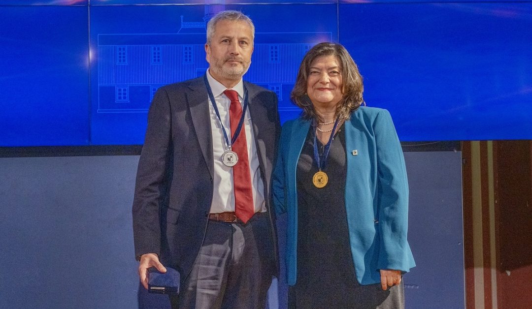 Académico Luis Améstica recibe Medalla Rectoral de la UTEM por su aporte estratégico a la educación superior