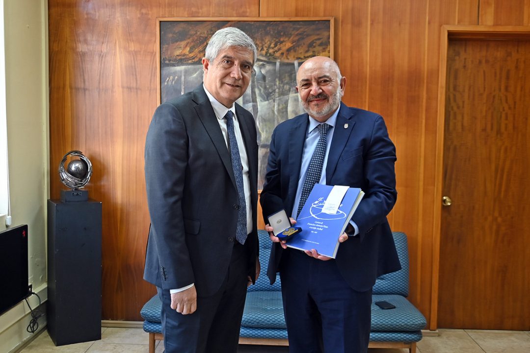 Por aniversario institucional: Rector UBB recibió saludo protocolar de la Universidad de Concepción