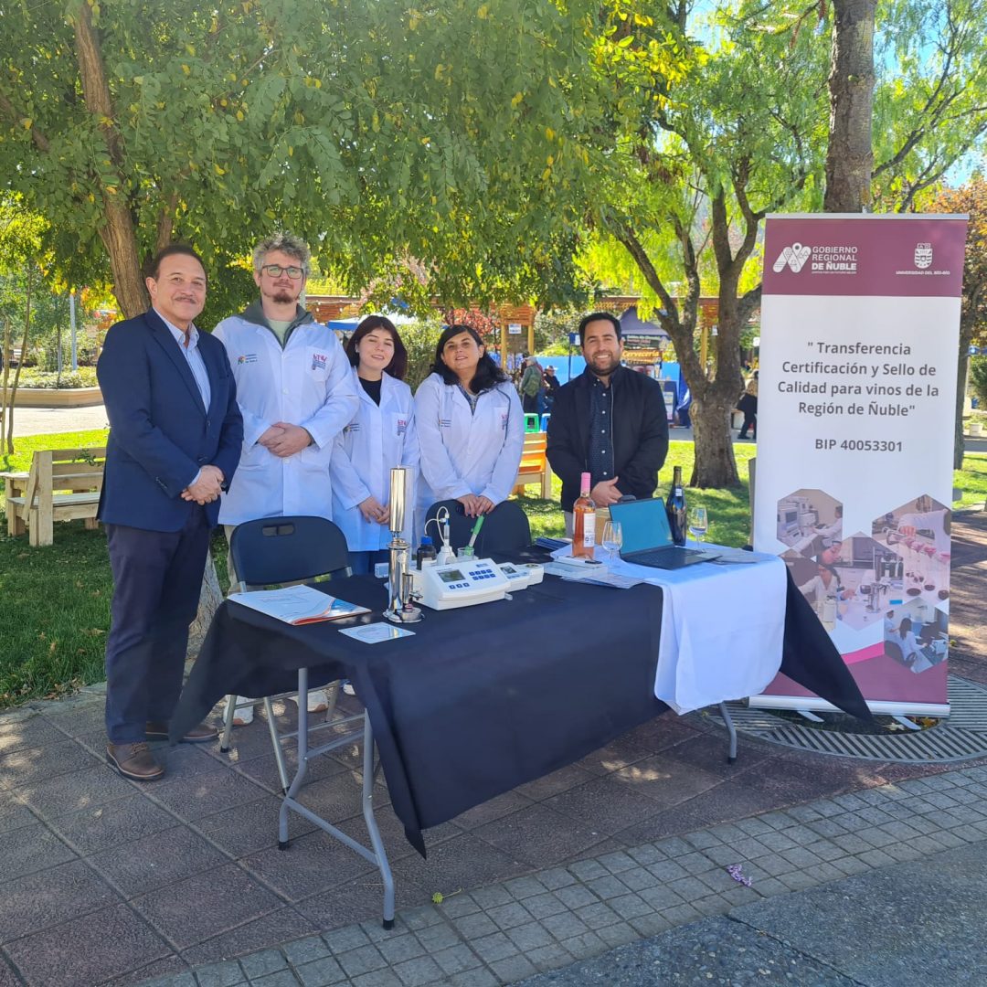 Laboratorio Tecnológico del Vino de la UBB fortalece lazos con viñateros del Valle del Itata