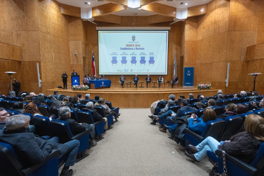 Candidaturas a Rectoría participaron en debates convocados por asociaciones de estamentos académico y administrativo