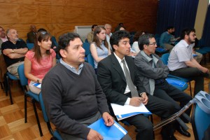 Investigadores universitarios y de la Industria Regional participantyes en el Encuentro