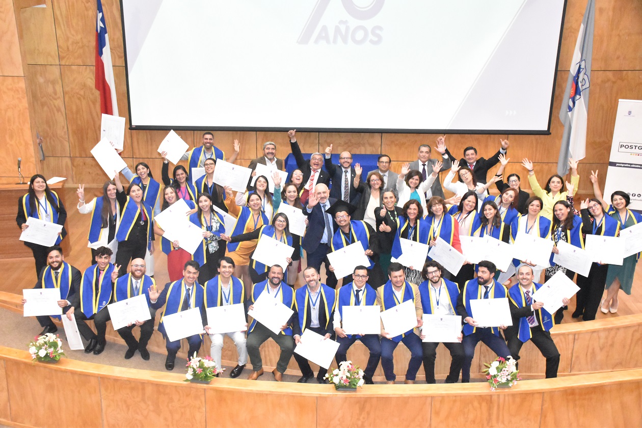 Ceremonia de Postgrado UBB en Chillán reconoció a 47 nuevos graduados ...
