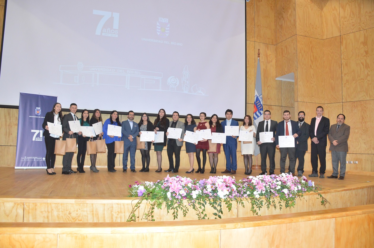 Pedagogía en Ciencias Naturales UBB entregó diplomas de título a 19 ...