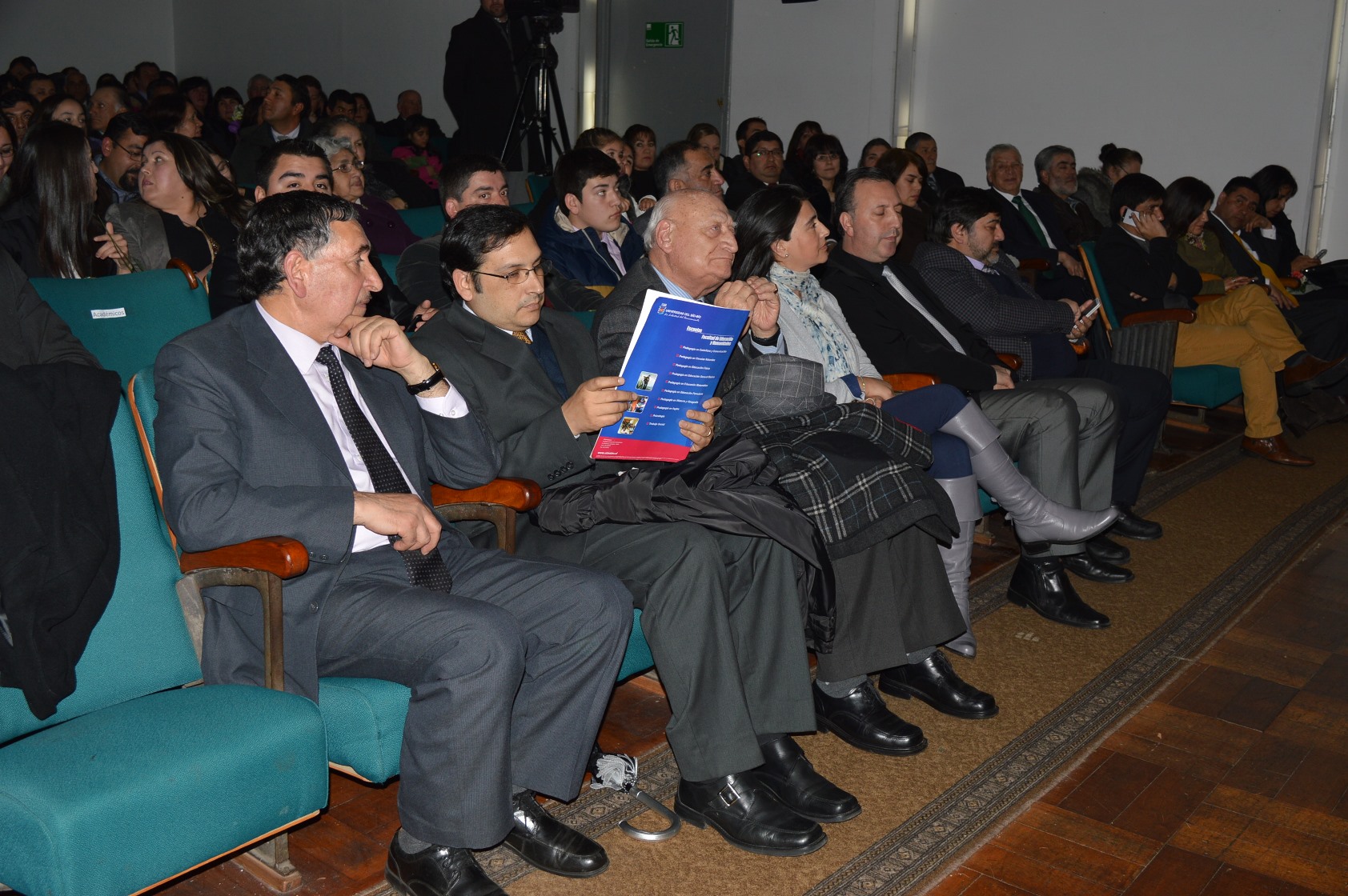 Escuela de Pedagogía en Educación General Básica tituló a 52 nuevos ...